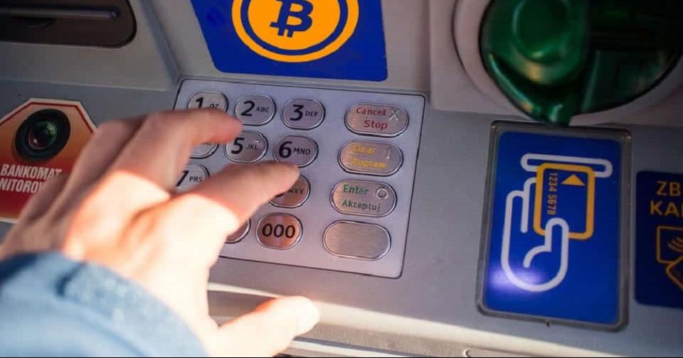 Criptomonedas: Argentina ya tiene su primer cajero automático que opera con Bitcoin en dólares