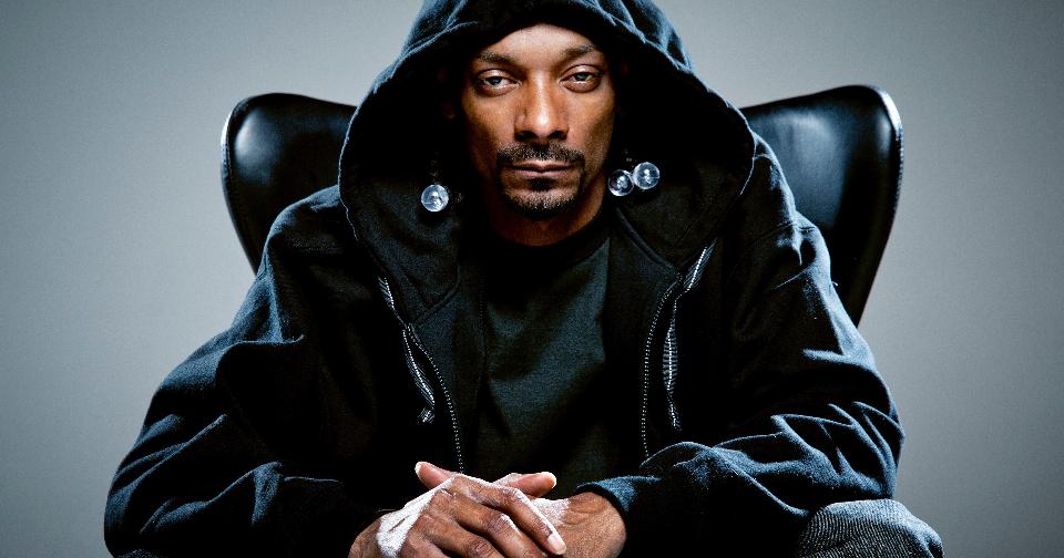 Actualidad: Una persona anónima paga 450.000 dólares para ser vecino de Snoop Dogg en el metaverso
